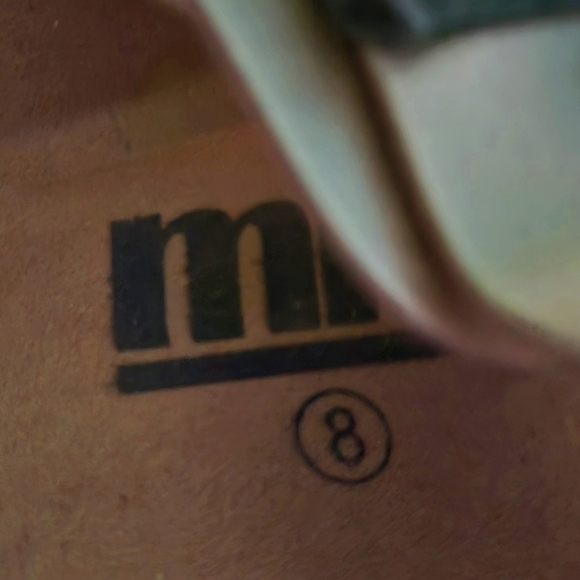 MM Shoes NWT Womens Gold Sandals Size 8 - Picture 5 of 8